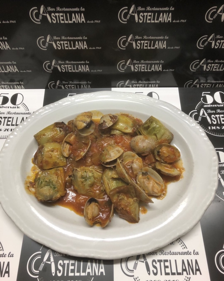 SUGERENCIAS DEL DÍA Alcachofa Prat con almejas lacastellana#tapas#elprat De 8 a 16 horas