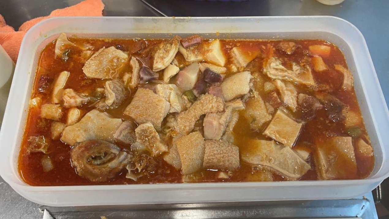 Desayunos de cuchillo y tenedor Callos a la Castellana De 8 a16h. lacastellana #tapas #elprat