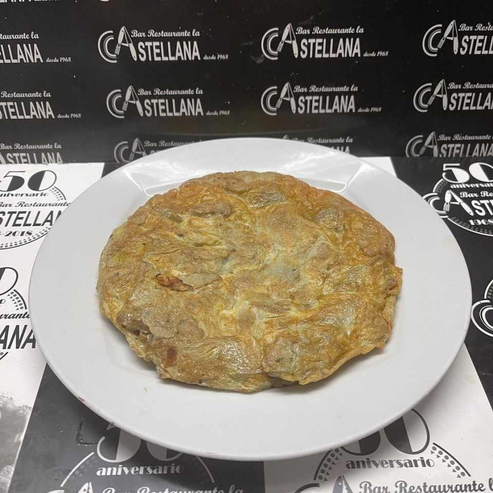 Desayunos de cuchillo y tenedor Tortilla de alcachofa Prat lacastellana #tapas #elprat